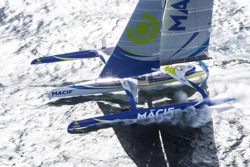 François Gabart breaks the 24-hour singlehanded distance record - photo © Jean-Marie Liot / DPPI / Macif