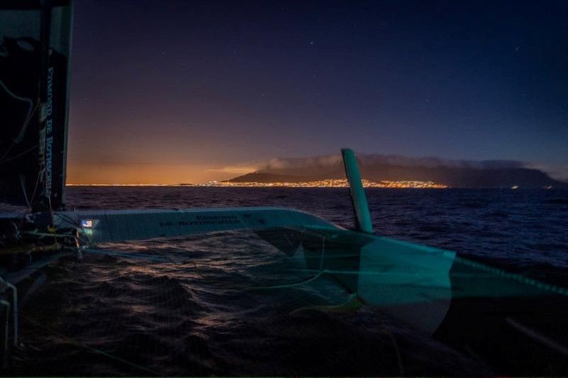 Maxi Edmond de Rothschild in the Brest Atlantiques - photo © Yann Riou / Polaryse / Gitana SA