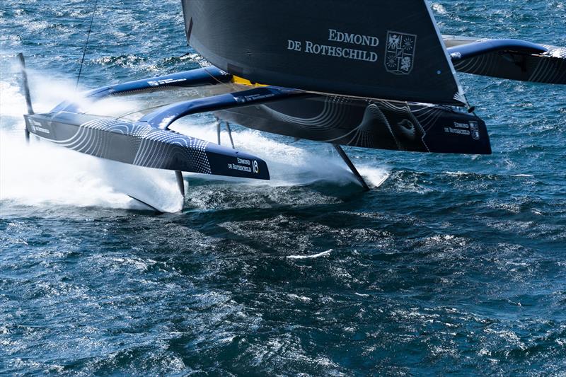 Epitomising - Fly Higher. Travel Faster. ?Last Longer. - Gitana 18 - photo © Marin LE ROUX - polaRYSE / GITANA S.A.