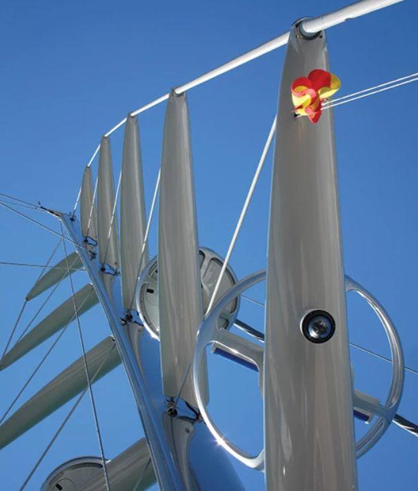 Continuous vs Discontinuous Standing Rigging - photo © Future Fibres