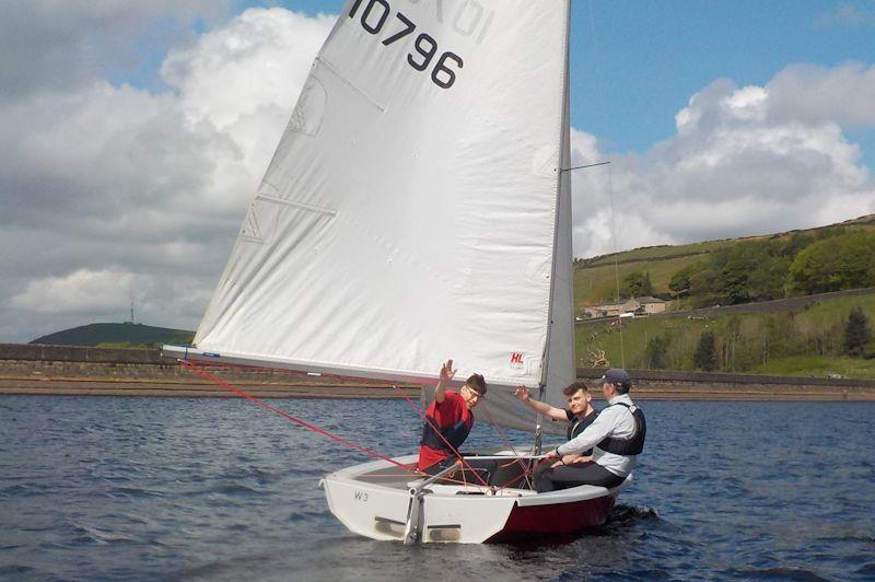 Discover Sailing Day 2022 at Dovestone Sailing Club photo copyright Nik Lever taken at Dovestone Sailing Club and featuring the Wayfarer class