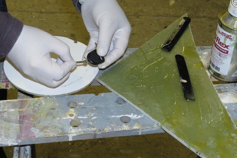 Repairing a set of old car keys with leftover epoxy mixture - photo © WSI