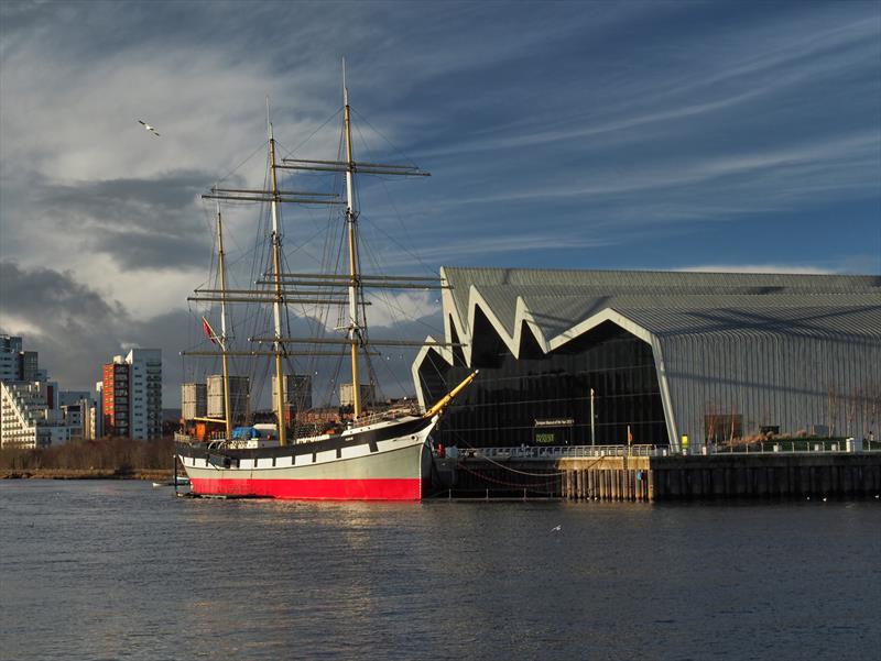 Tall Ship Glenlee on the river - photo © Clyde Maritime Centre