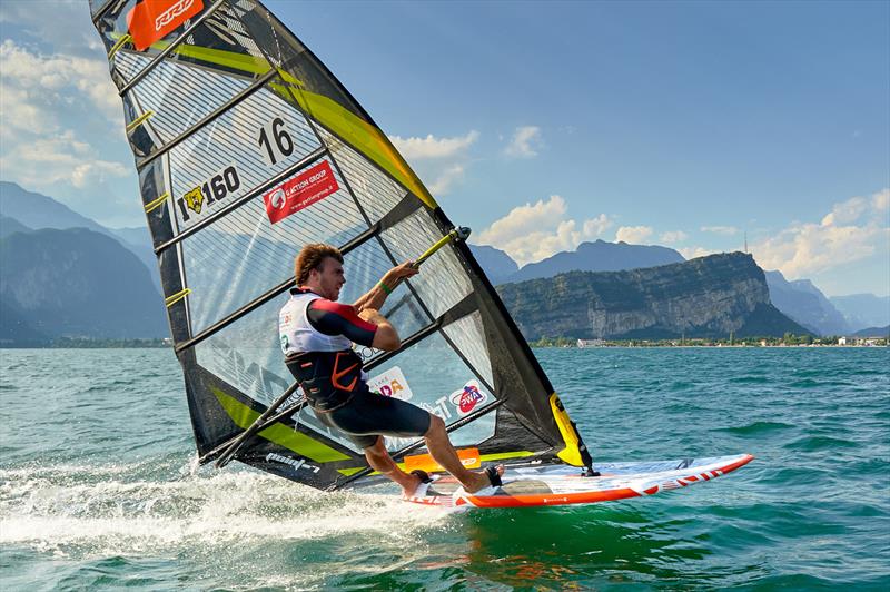RRD One Hour Class at Torbole, Lake Garda day 2 - photo © Andrea Mochen