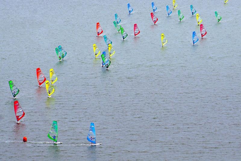 The 2018 Kona North Americans scheduled for 19-21 October on Pensacola Bay will certainly be colorful.  Men, women and juniors sail together with sails to match their body weight, from Yellow for light to Orange for Heavy.` - photo © Konaone.com/George Cretekos