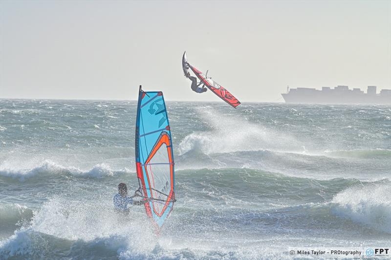 The second round resembled a proper wave competition like in Pozo - photo © Miles Taylor / PROtography / FPT