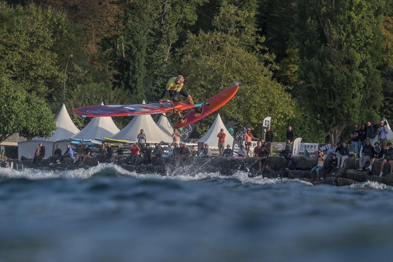 Current Tow-in ranking leader Caers did not have a great qualification round - 2023 EFPT Geneva Day 2 - photo © PROtography Official
