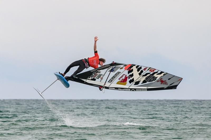 Neubauer doing a One Handed Burner - 2024 FPT Vieste - photo © PROtography Official