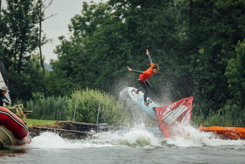 Matthieu Fontaine during a practice run - photo © AALVAA Media
