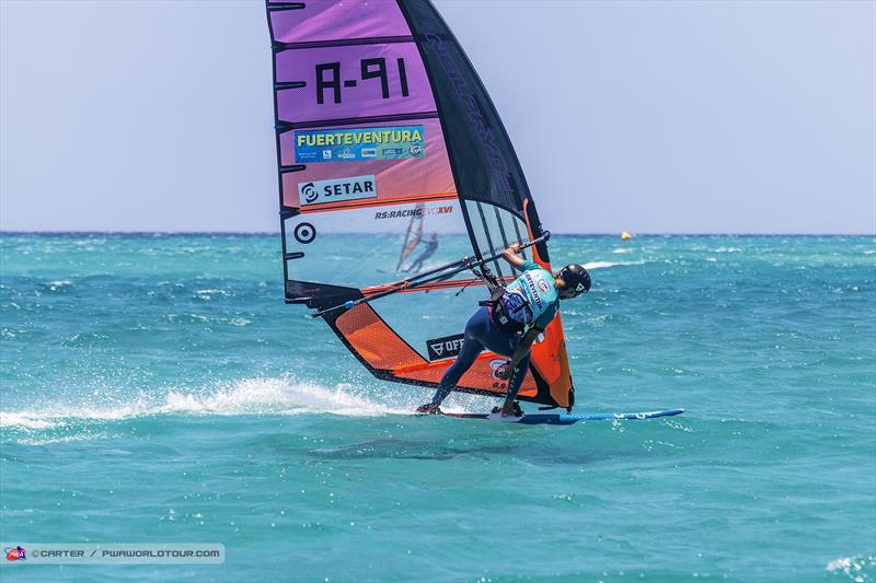 Sarah-Quita Offringa puts herself in the driving seat on Day 3 of the Fuerteventura PWA Grand Slam - photo © Carter / PWAWorldTour.com