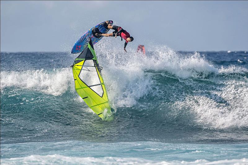 Quatro Maui Pro at Ho'okipa - Day 2 - photo © Fish Bowl Diaries
