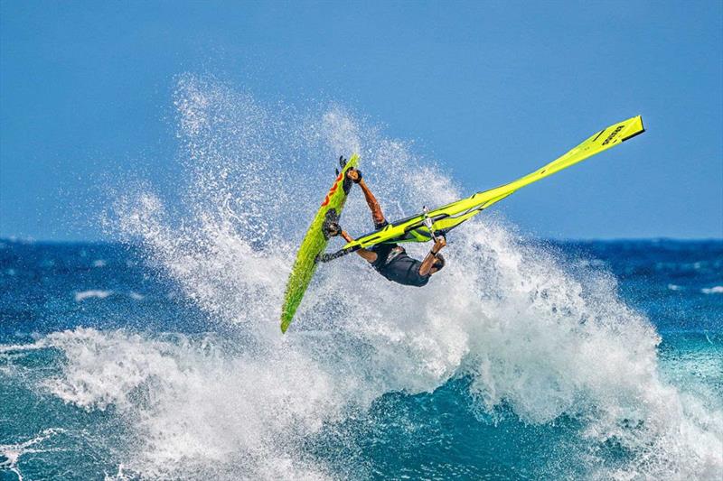 Marcilio Browne on fire in Hawaii for the Maui Pro earlier this year - photo © Fish Bowl Diaries