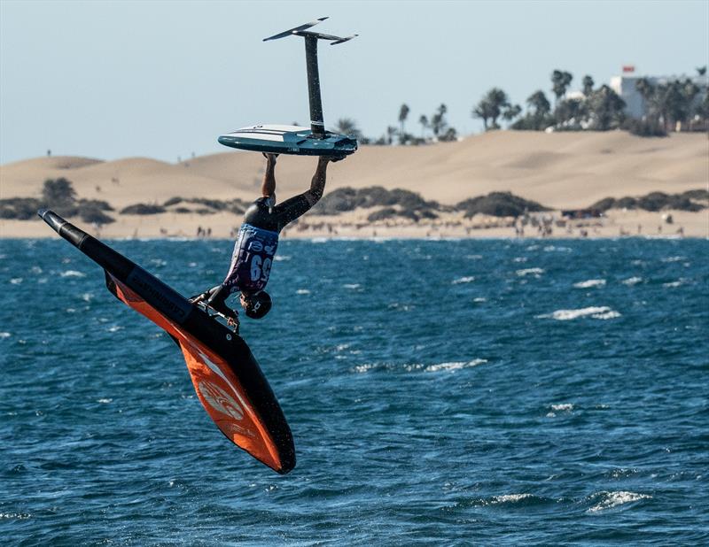 Ancor Sosa (Fuerteventura) during a heat of Wingfoil Surf-Freestyle - photo © Florian Kiefer