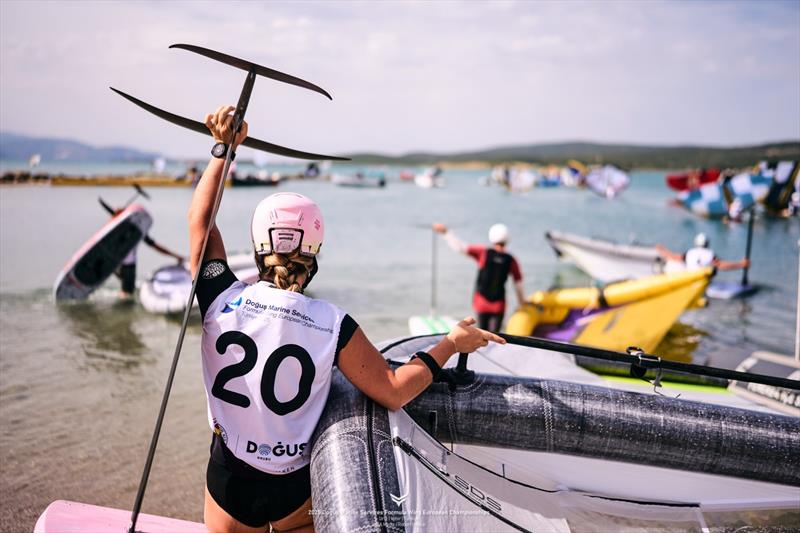 Iset Segura [ESP] is chasing down a dominant lead pack - 2025 Dogus Marine Services Formula Wing European Championships, Day 3 - photo © IWSA media / Robert Hajduk