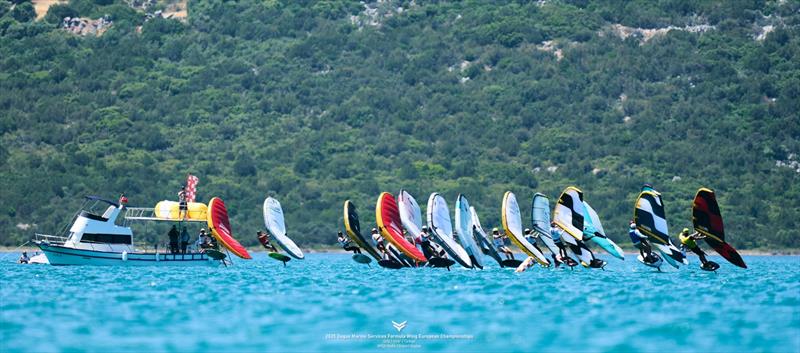 The qualifying series began in shifty winds that faded - 2025 Dogus Marine Services Formula Wing European Championships, Day 4 - photo © IWSA media / Robert Hajduk